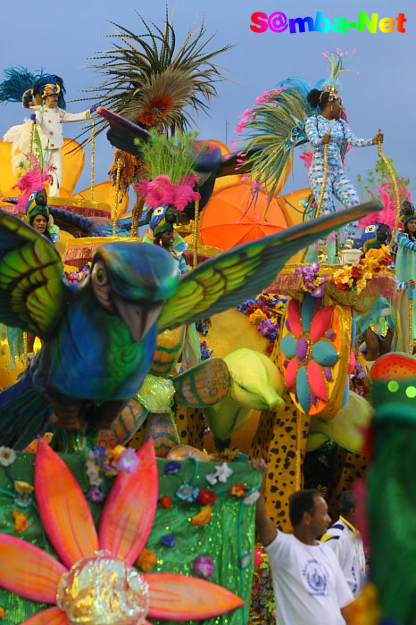 Paraíso do Tuiuti - Carnaval 2011