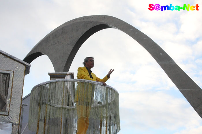 Paraíso do Tuiuti - Carnaval 2011